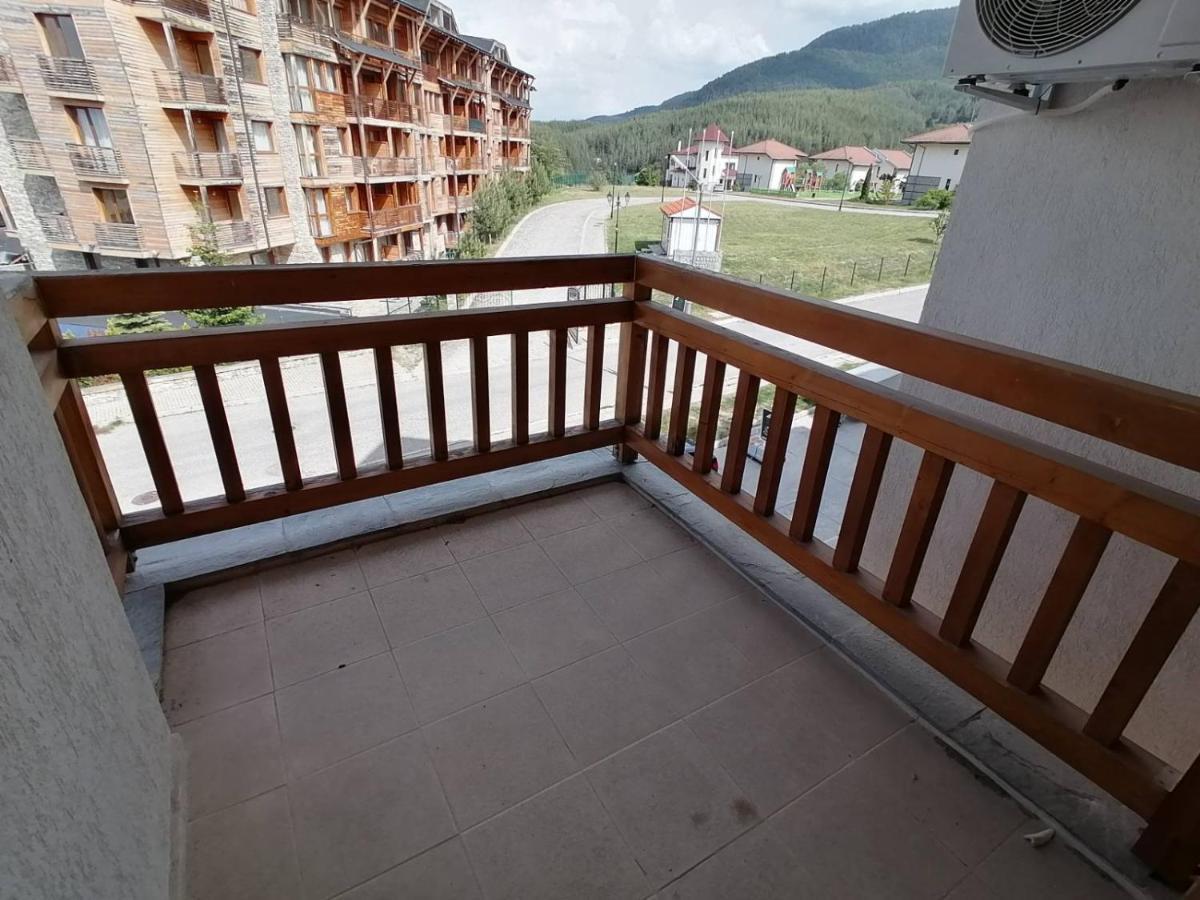 Luxury Apartments In St. John Park Бансько Екстер'єр фото