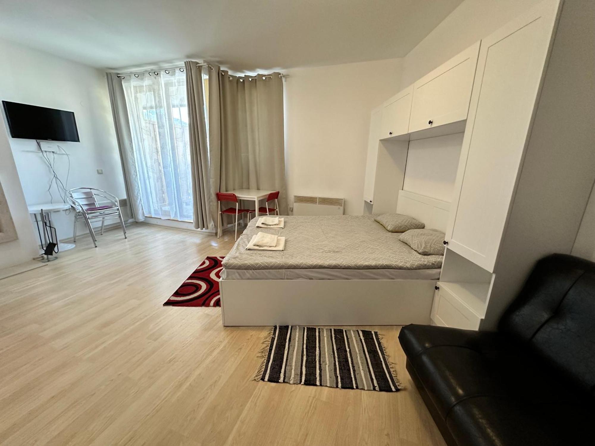 Luxury Apartments In St. John Park Бансько Екстер'єр фото