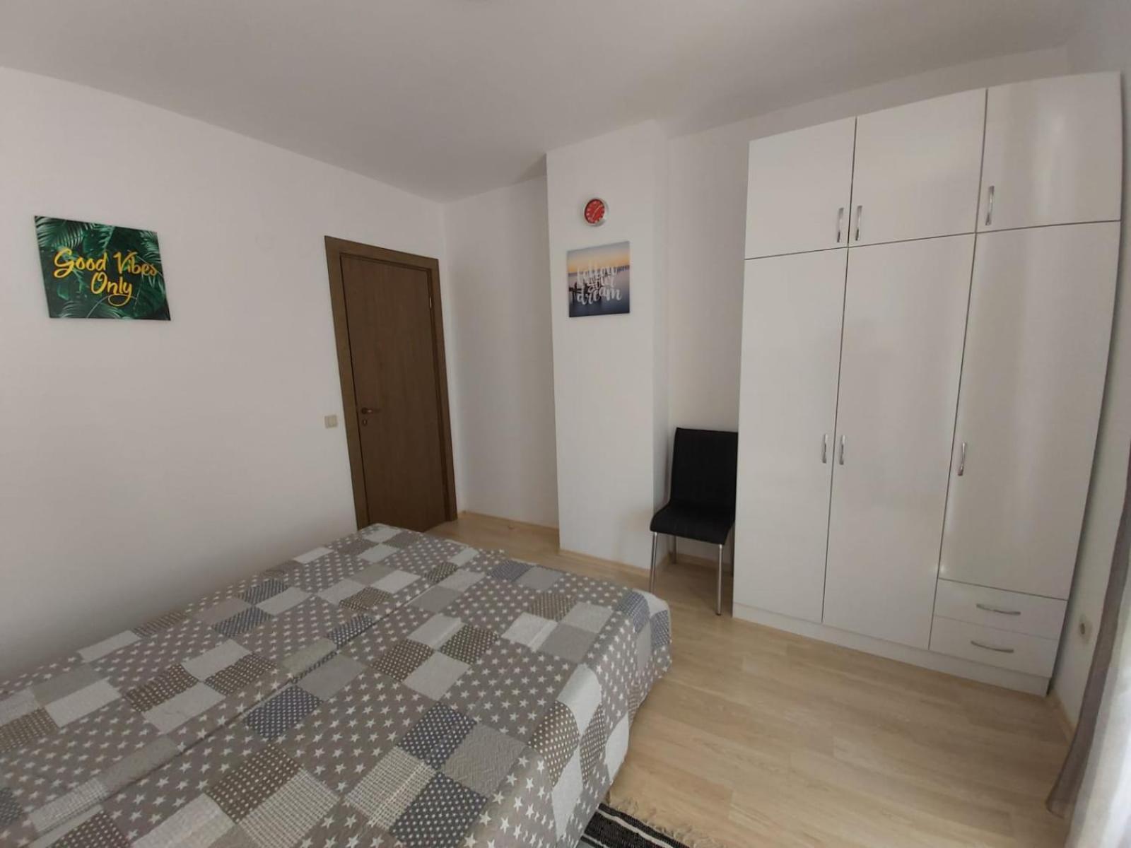 Luxury Apartments In St. John Park Бансько Екстер'єр фото