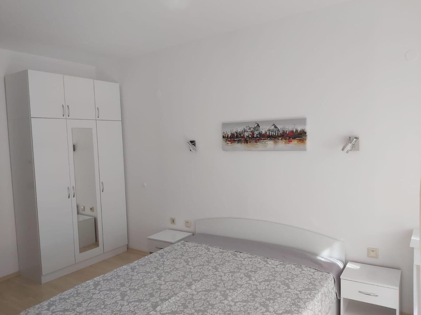 Luxury Apartments In St. John Park Бансько Екстер'єр фото